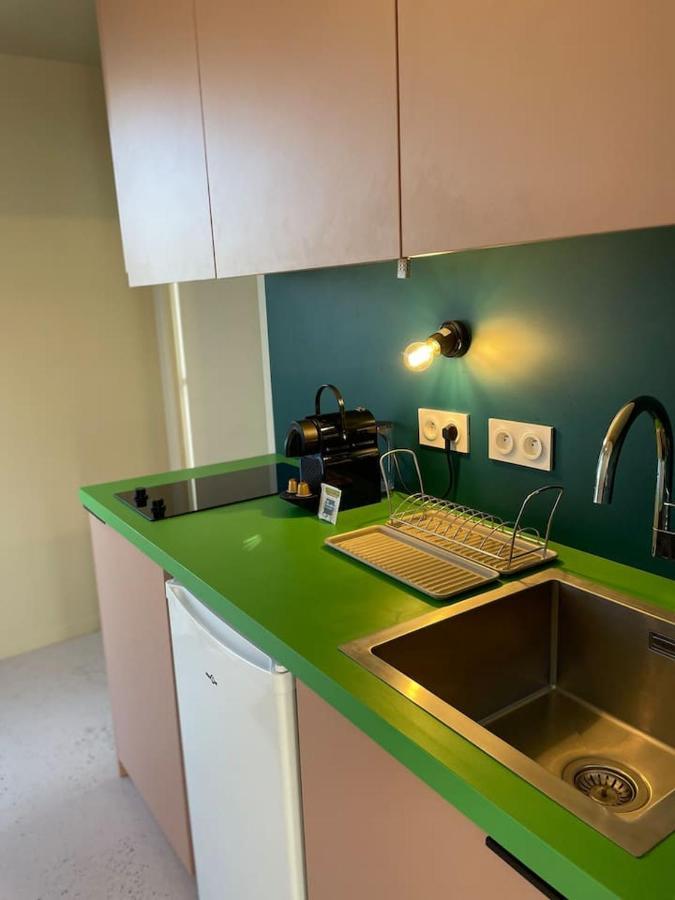 Charmant Studio Avec Parking - Confort Moderne บัวร์ ภายนอก รูปภาพ